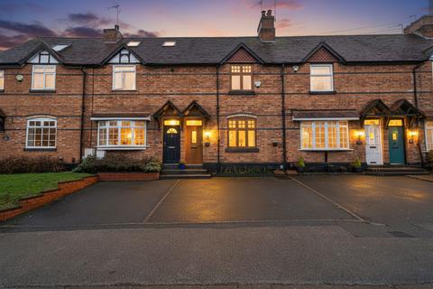 undefined, Warwick Road, Knowle, B93