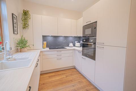 undefined, Warwick Road, Knowle, B93