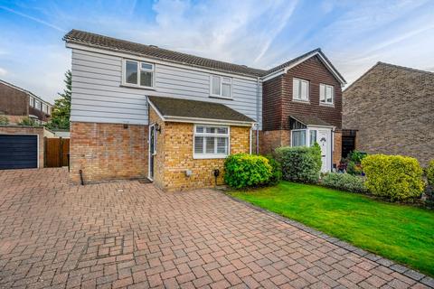 undefined, Batchelors, Pembury, TN2