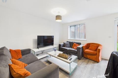 4 bedroom semi-detached house for sale, Kempster Way, Weston Turville