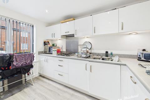 4 bedroom semi-detached house for sale, Kempster Way, Weston Turville