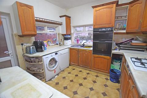 4 bedroom terraced house for sale, Brithdir Street, Cathays, Cardiff
