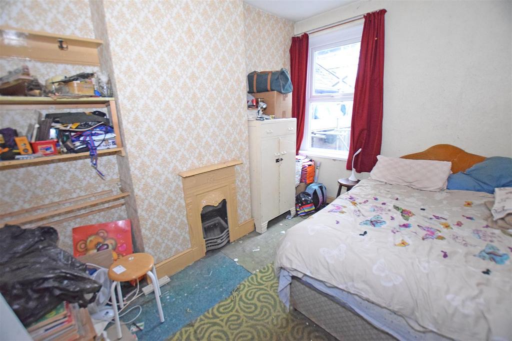 Bedroom2.jpg
