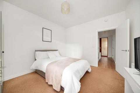 1 bedroom flat for sale, Mast Street, Barking IG11