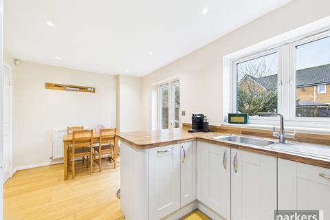 3 bedroom semi-detached house for sale, Clonmel Close, Reading RG4