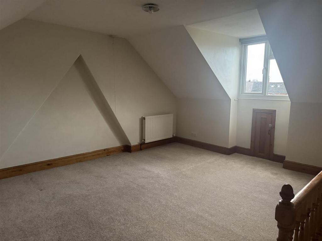 26 George Street-Bedroom 3 loft room.jpg
