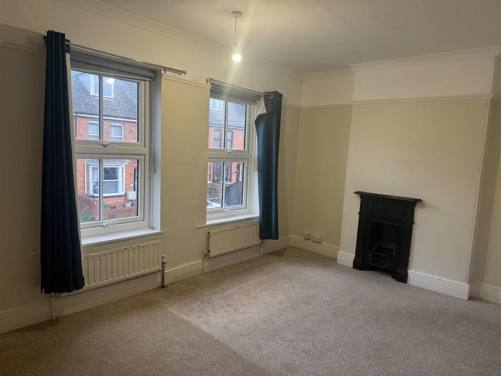 Bedroom 1 26 George Street.jpg