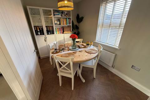 1 bedroom terraced house for sale, Albion Road, Ramsgate CT11