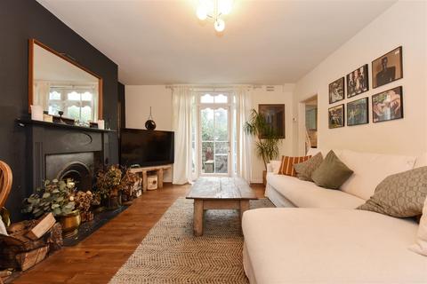 1 bedroom apartment to rent, Grosvenor Avenue, Islington, N5