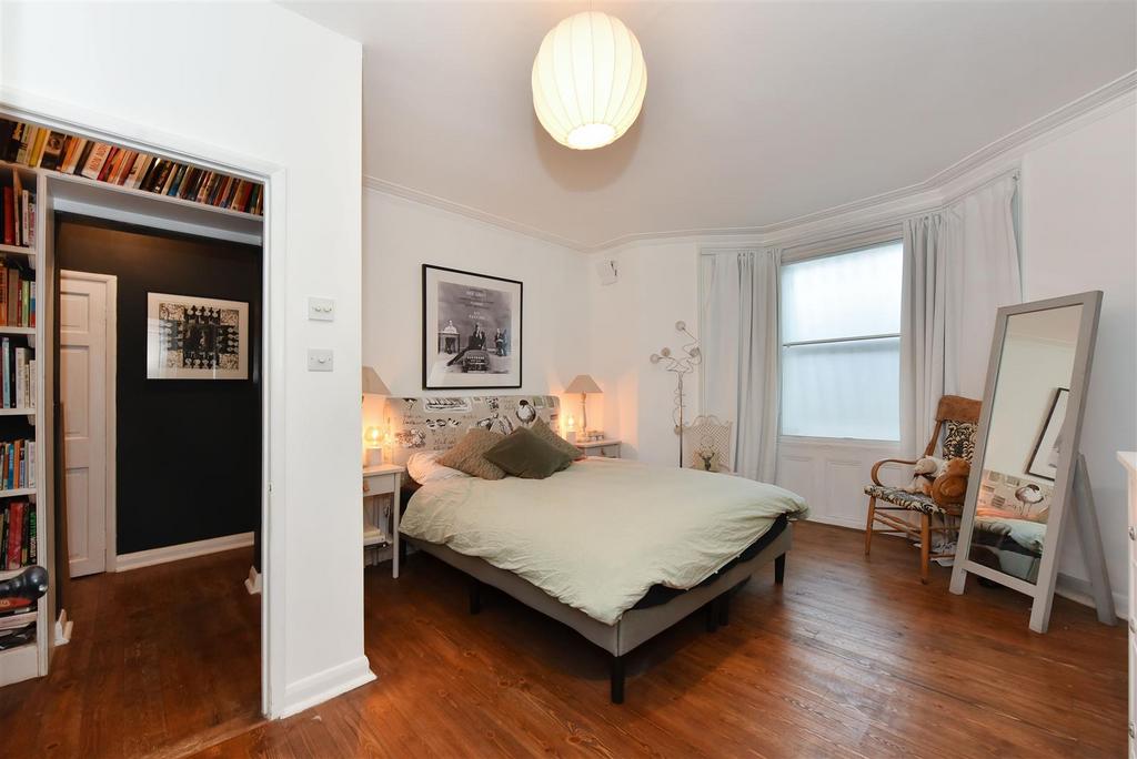 101a Grosvenor Avenue (3).JPG