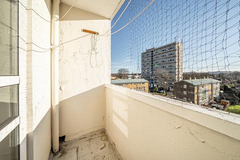 2 bedroom apartment for sale, Pelican Estate, London