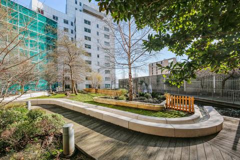 undefined, Barking Road, Canning Town, E16
