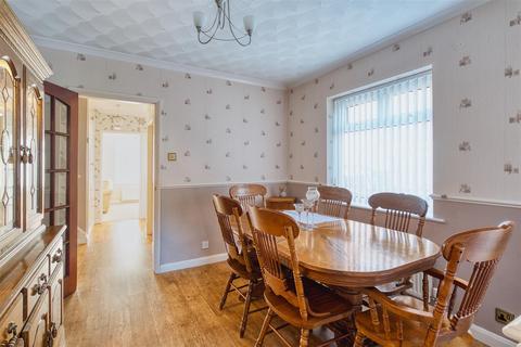 3 bedroom semi-detached bungalow for sale, St. Philips Road, Keyingham, Hull