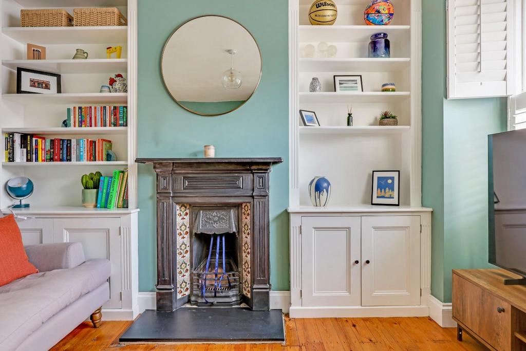 05-a82a JHProp World - 5 Sunnydene Street - 16.jpg
