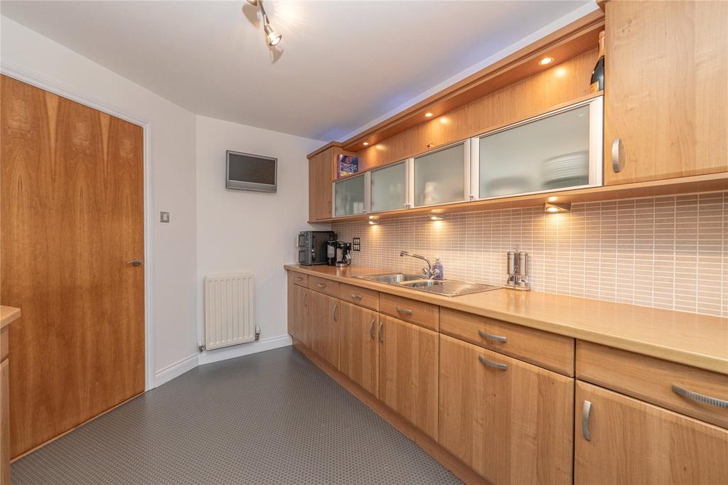 Kitchen Alt