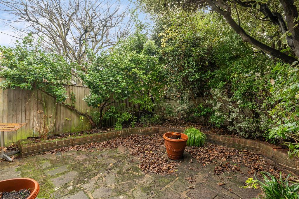Upham Park Road, W4 - FOR SALE