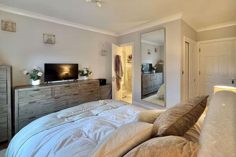 undefined, Wolage Drive, Grove