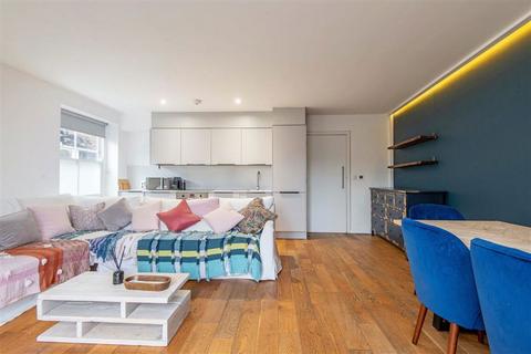 undefined, Hackney Road, LONDON E2