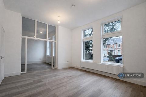 undefined, Hamilton Road, London, W5