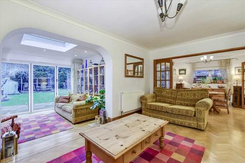 undefined, Silverdale Road, Bushey, WD23.