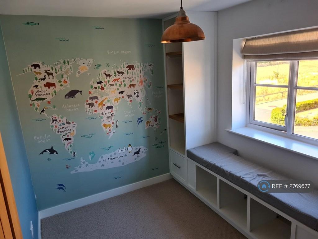 2nd Bedroom