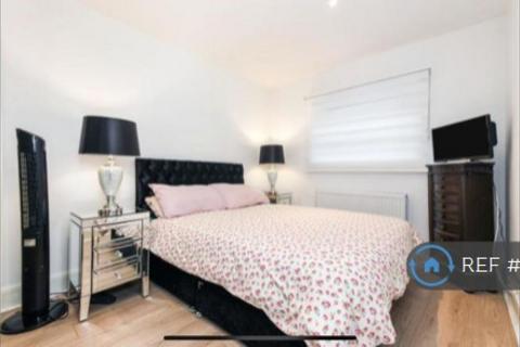 undefined, South Street, Romford, RM1