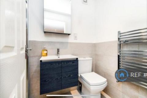 undefined, South Street, Romford, RM1