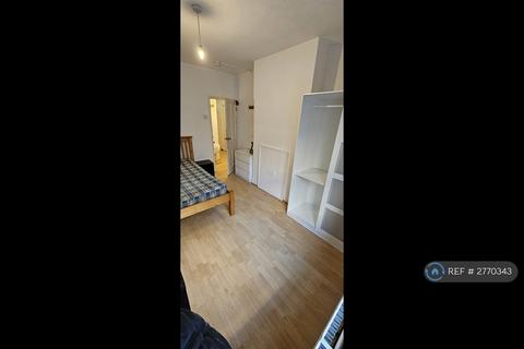 undefined, Old Castle Street, London, E1