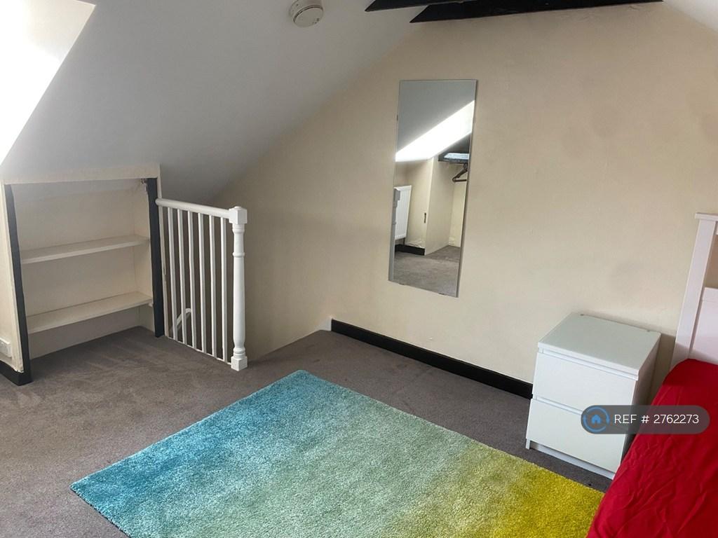 Bedroom #1