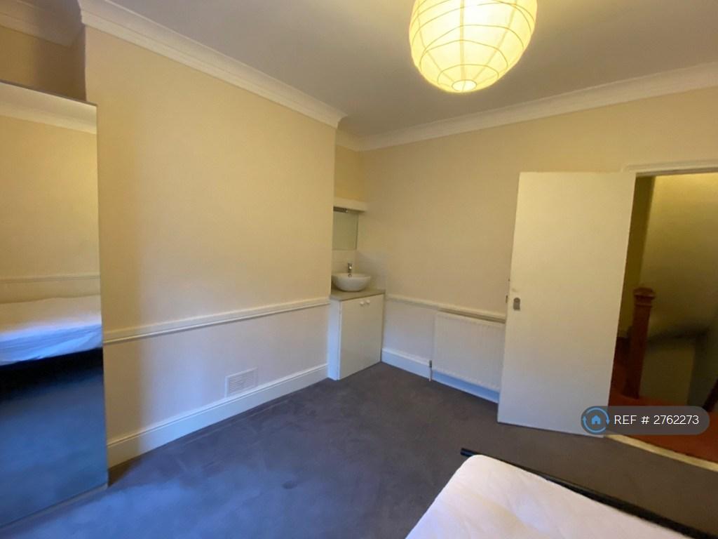 Bedroom #2