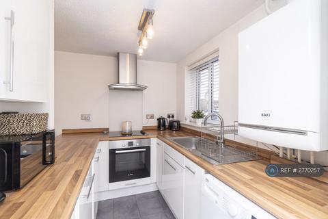 1 bedroom terraced house to rent, Oaktree Crescent, Bradley Stoke, Bristol, BS32