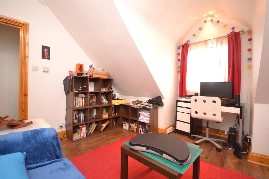 Living Room `