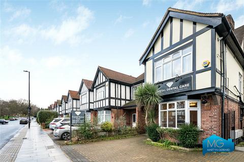 1 bedroom apartment to rent, Durnsford Road, Bounds Green, London, N11