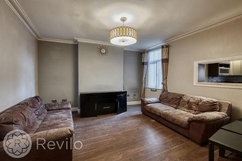 4 bedroom terraced house for sale, Halifax Road, Rochdale, OL12