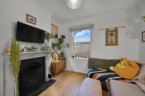 Nigel Road,  London, SE15