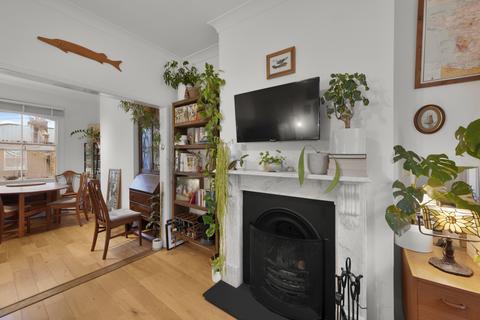 1 bedroom flat for sale, Nigel Road,  London, SE15