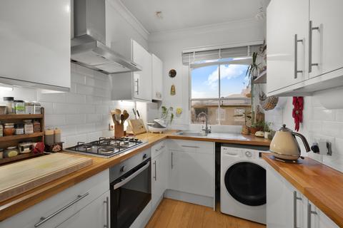 1 bedroom flat for sale, Nigel Road,  London, SE15