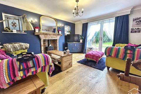 3 bedroom detached bungalow for sale, Magna Road, Bournemouth, BH11 9