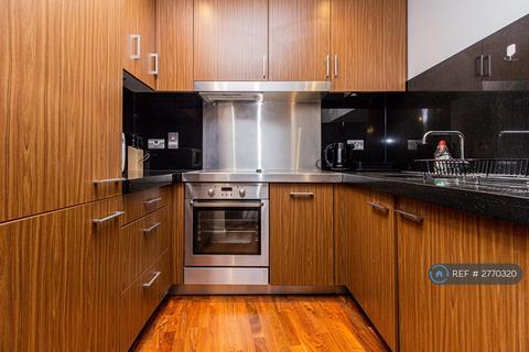 undefined, New Providence Wharf, London, E14