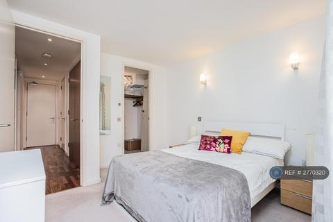 undefined, New Providence Wharf, London, E14