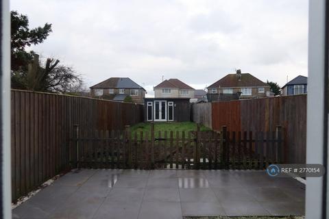 undefined, Montrose Close, Swindon, SN2