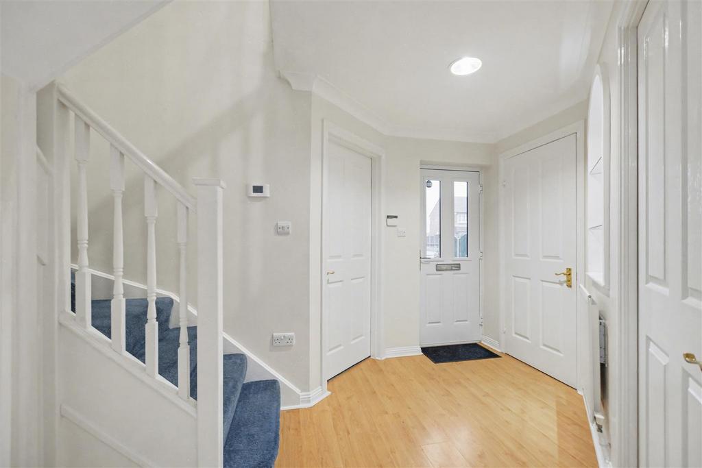 Entrance Hall 2.jpeg