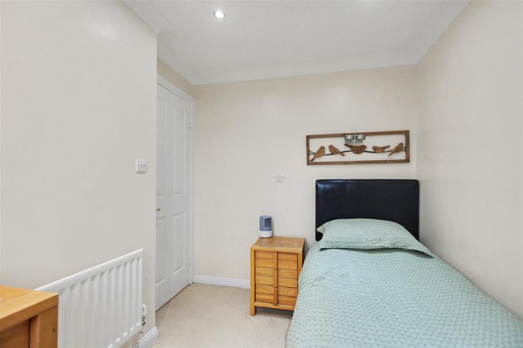 Bedroom 3 2.jpeg