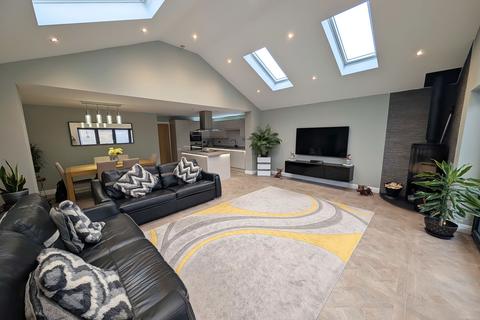 2 bedroom bungalow for sale, Mapleton Drive, Stockton-on-Tees TS20