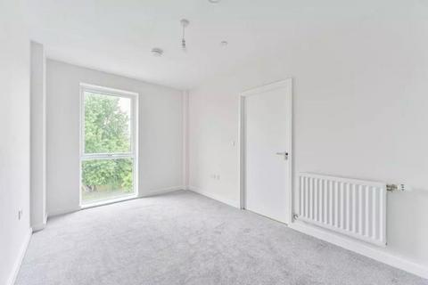 1 bedroom apartment to rent, Vousden grove, Woolwich, London, SE28
