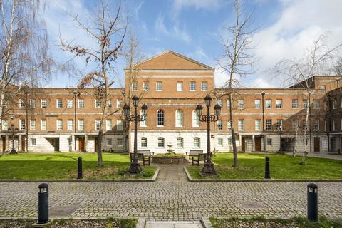 2 bedroom flat to rent, The Highway, London E1W