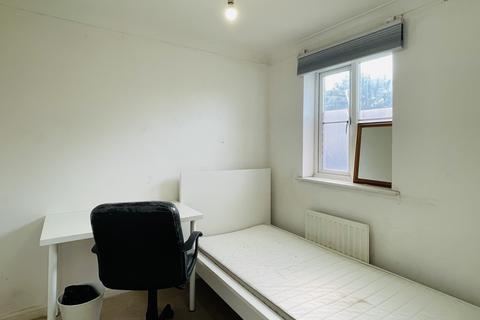 5 bedroom terraced house to rent, Horfield, Bristol BS7