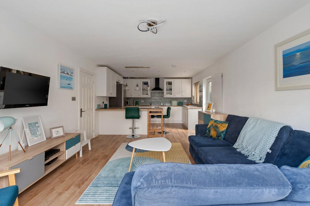 Living/Kitchen