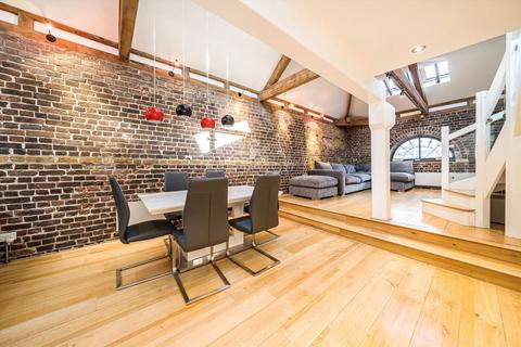 undefined, Hertsmere Road, London E14