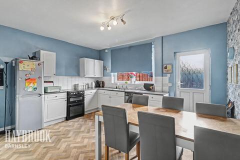 undefined, Allott Crescent, Jump